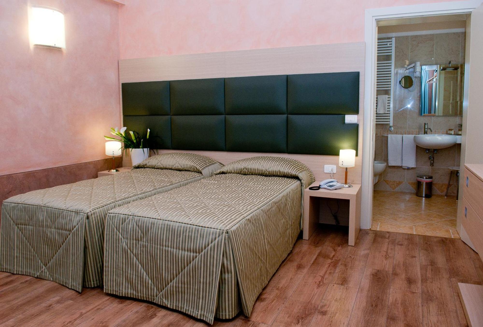 Hotel Villa Maternini Vazzola Rom bilde