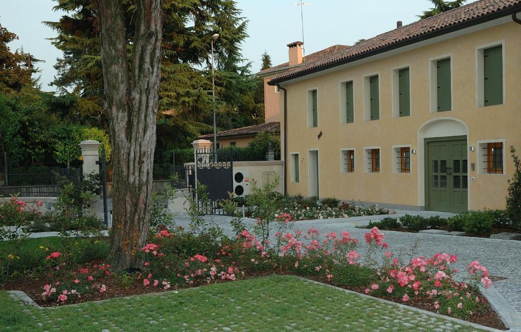 Hotel Villa Maternini Vazzola Eksteriør bilde